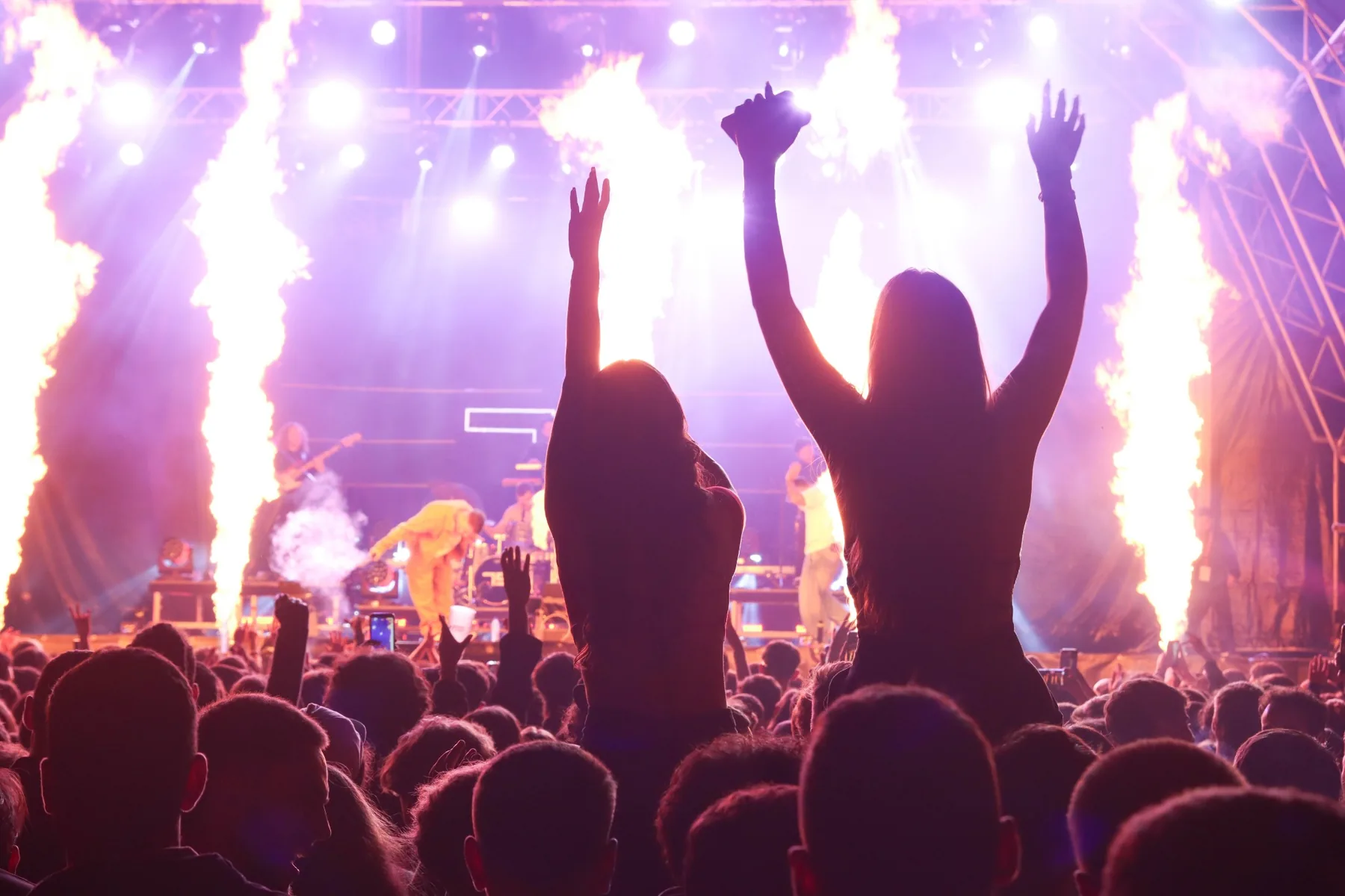 SHY PARIS ENTERTAINMENT · TICKETS · ACCESS · IMPACT