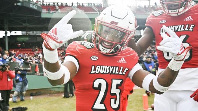 Louisville knocks off Cincinnati in first Fenway Bowl, 24-7
