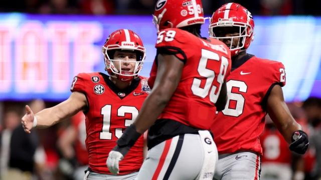 Georgia defeats Ohio State, wins the Peach Bowl 42-41 to advance to the College Football Playoff final